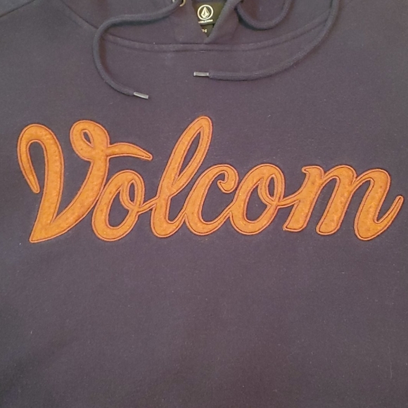 Volcom Hooded Sweatshirt w/ felt logo - Picture 2 of 2